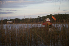 Yakattack VisiCarbon 360 LED Light | with NuCanoe logo Flag ( 4110 ) - Cedar Creek Outdoor Center